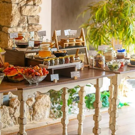 Hotel Tselikas 3*