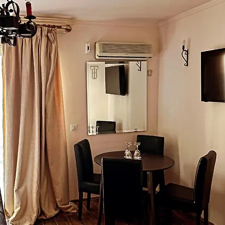 Tselikas Hotel