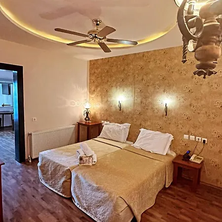 Tselikas 3*
