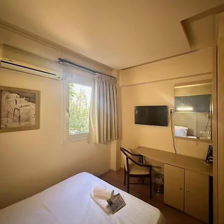 Hotel Tselikas 3*