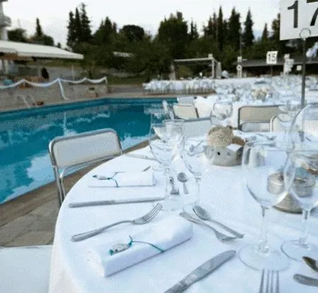 Tselikas فندق 3*